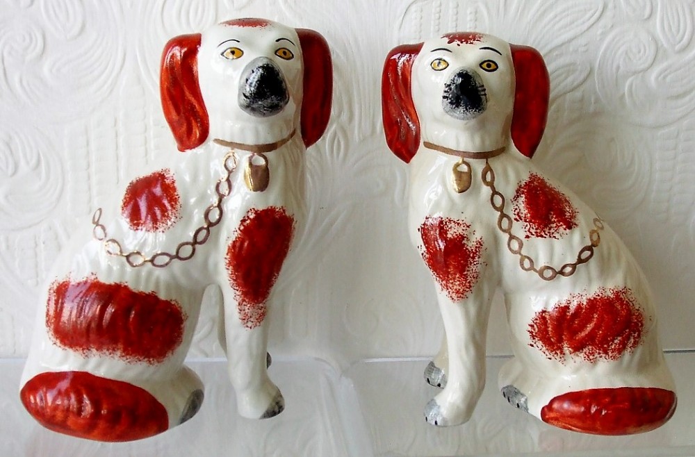 pair of antique english victorian staffordshire pottery comforter spaniels h 2477a h 2477b