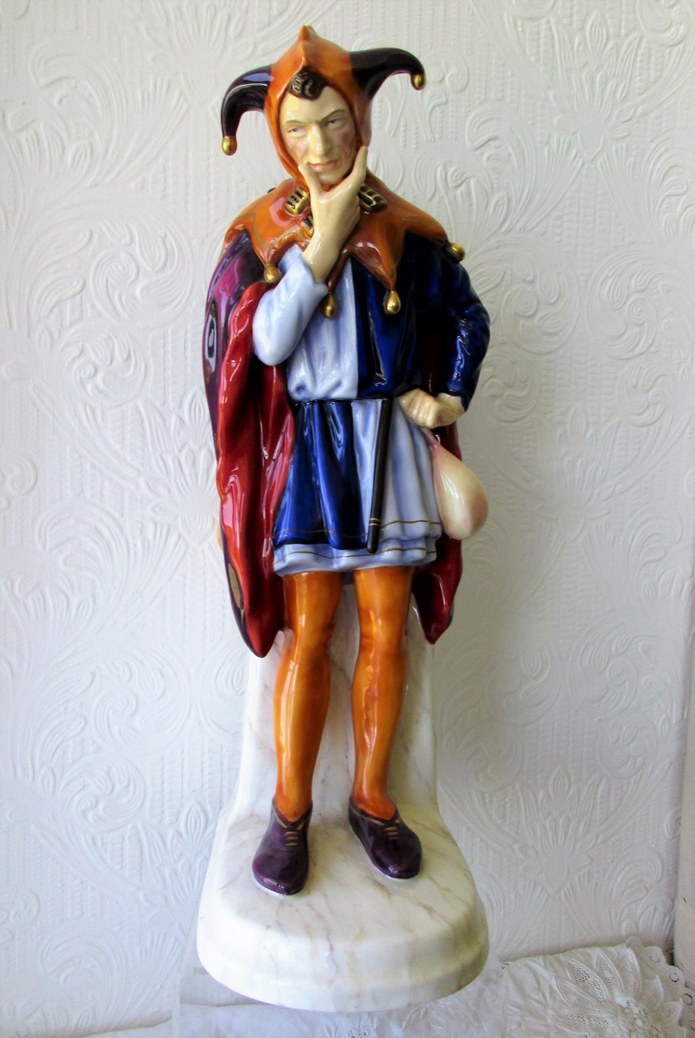 royal doulton english porcelain figurine jack point hn 3920