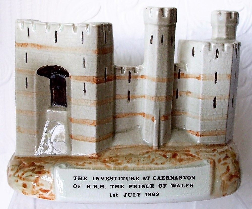vintage bretby art pottery commemorative model of caernarfon castle
