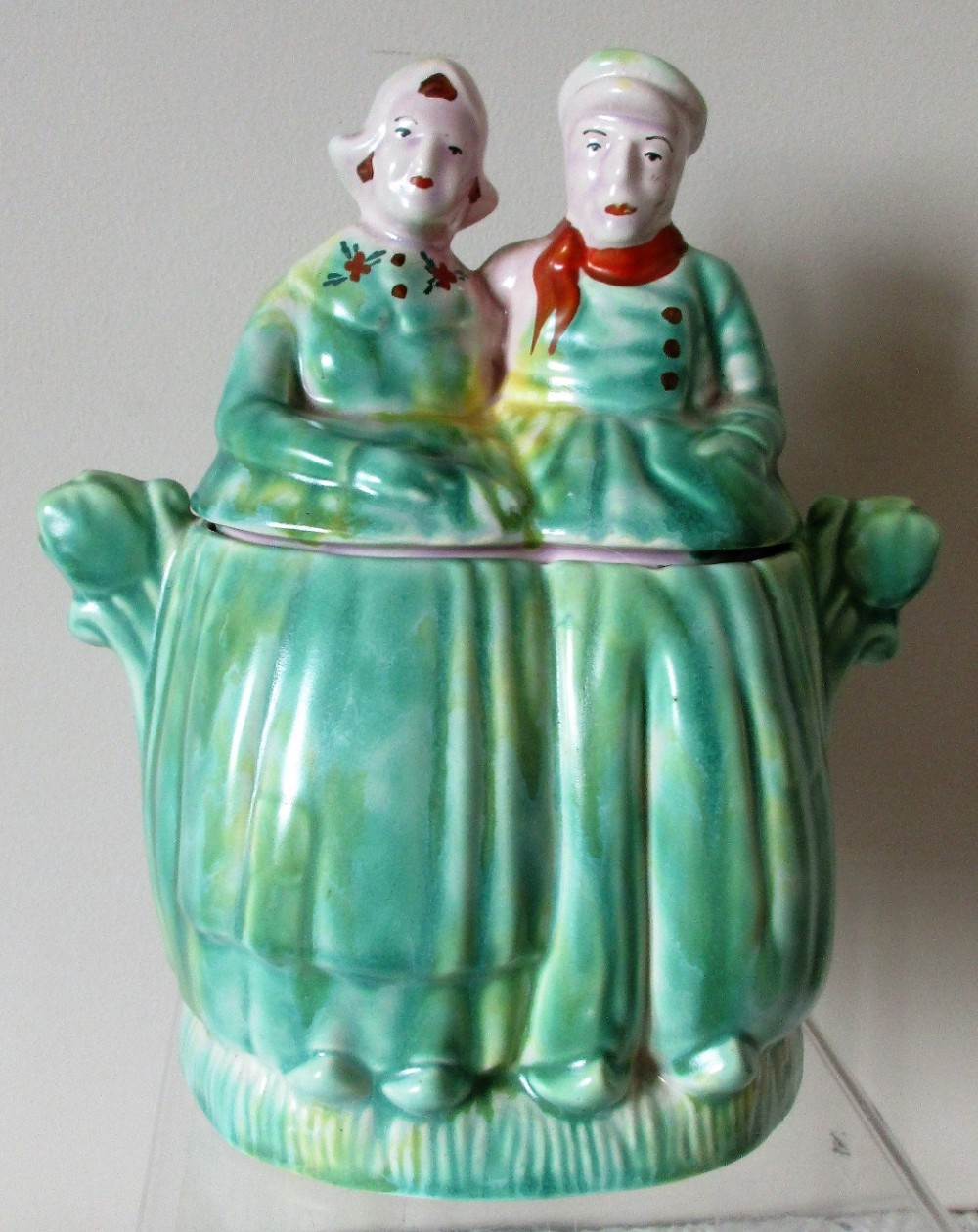 vintage english dutch couple pottery biscuit barrel arthur wood son