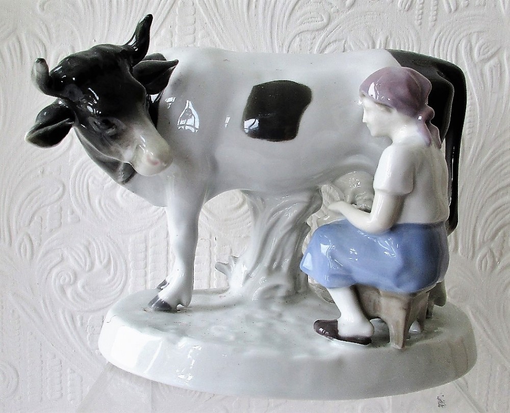 vintage german grfenthal porcelain milkmaid and cow figurine
