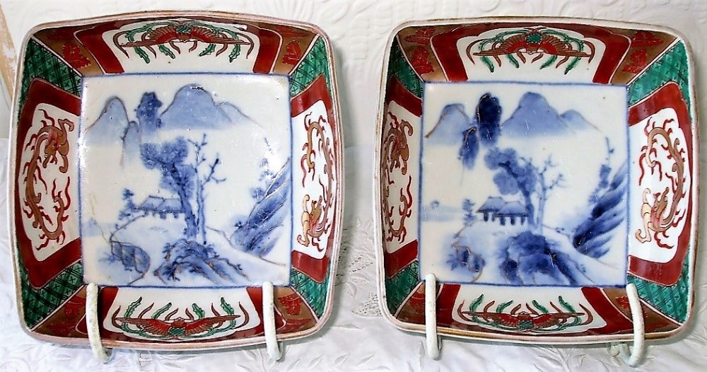 pair of antique japanese meiji period imari porcelain dishes