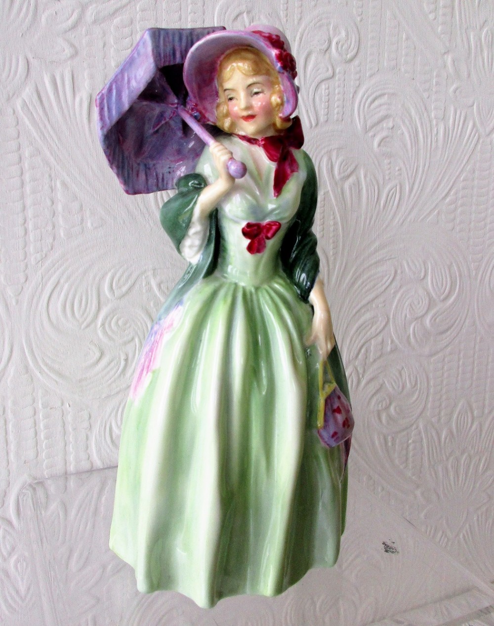vintage royal doulton english porcelain figurine miss demure hn 1463