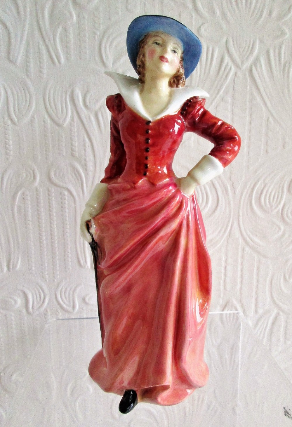 vintage royal doulton english porcelain figurine marianne hn 2074