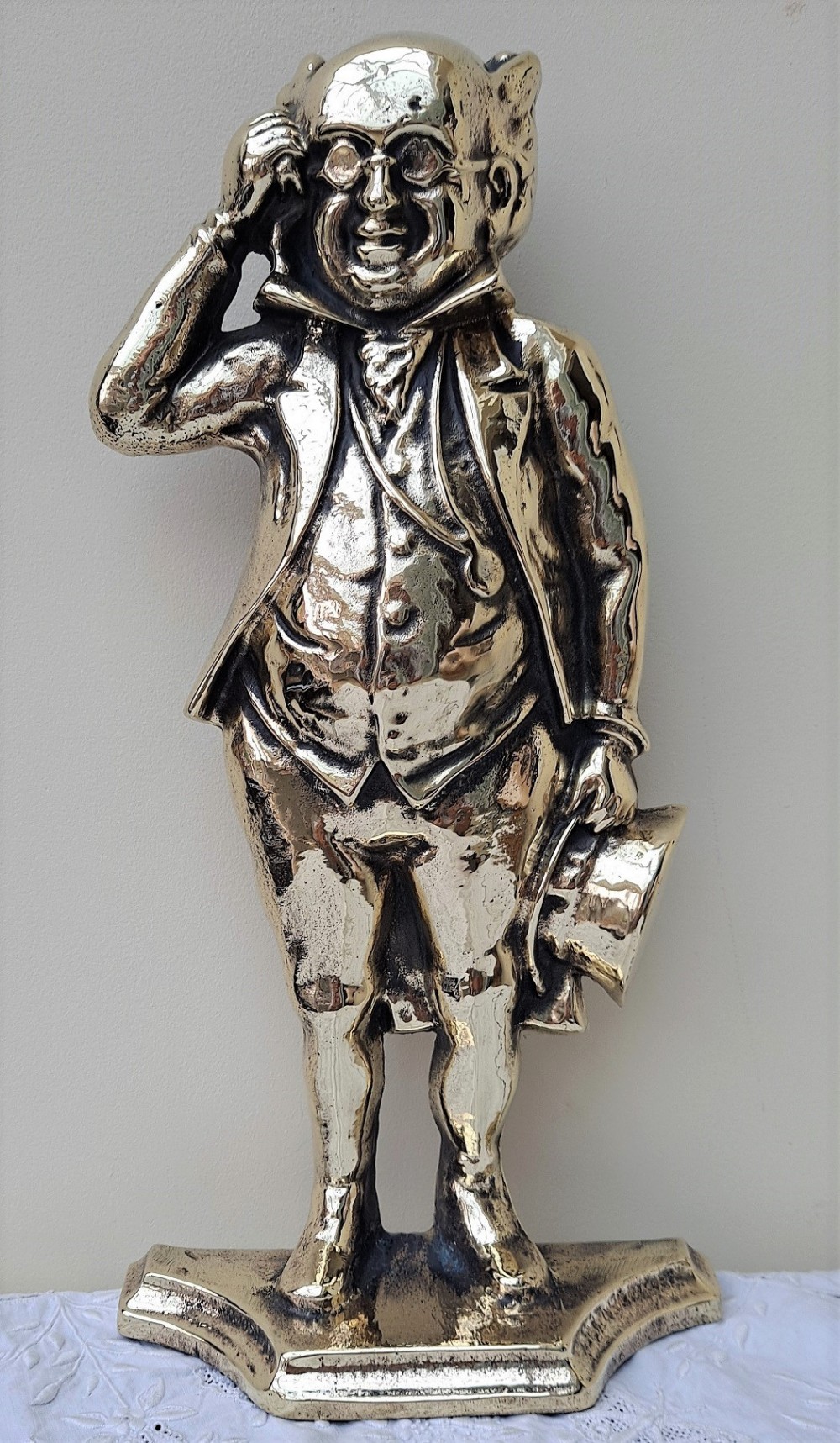 vintage english brass door porter doorstop mr pickwick